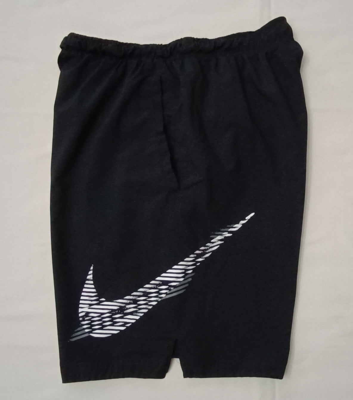 (L) Nike DRI-FIT Swoosh Shorts шорти