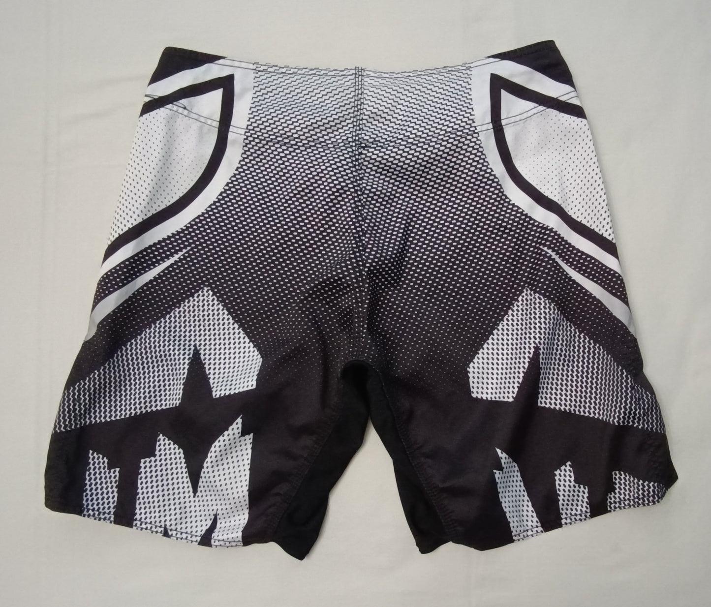 (M) Venum Shorts шорти