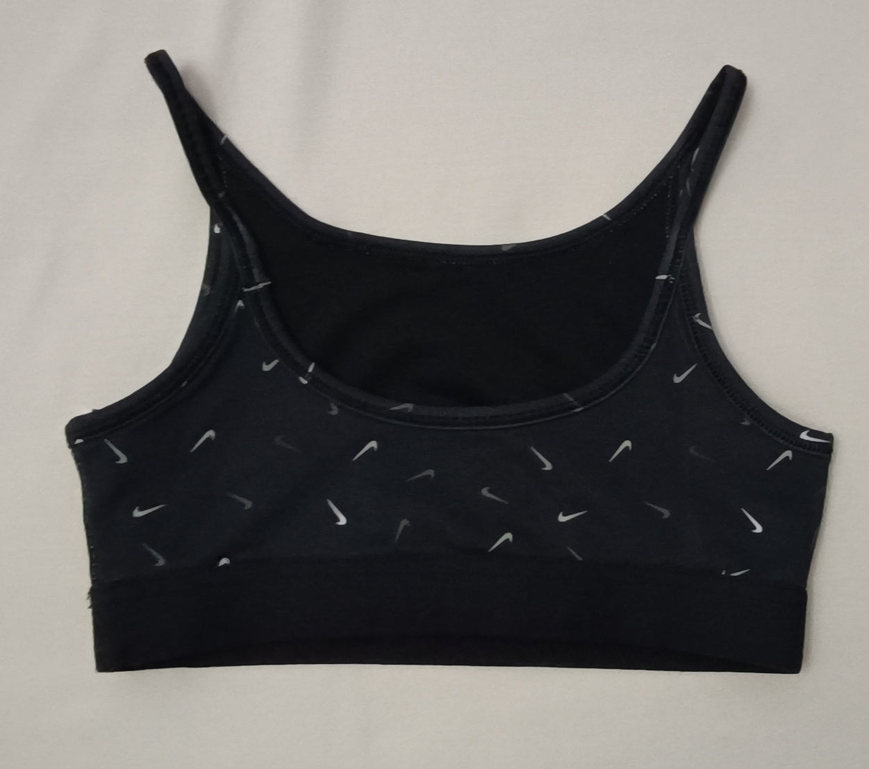 (ДЕТСКО) (Ръст 128-137см) Nike DRI-FIT Bra бюстие