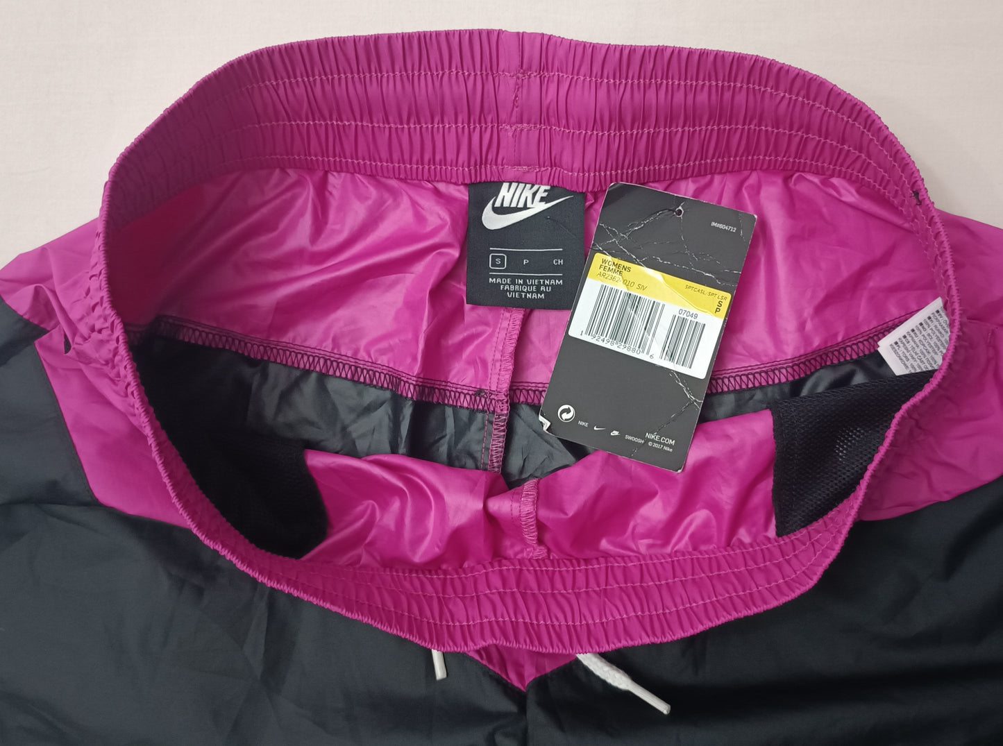 (ДАМСКО) (S) Nike Heritage Shorts шорти