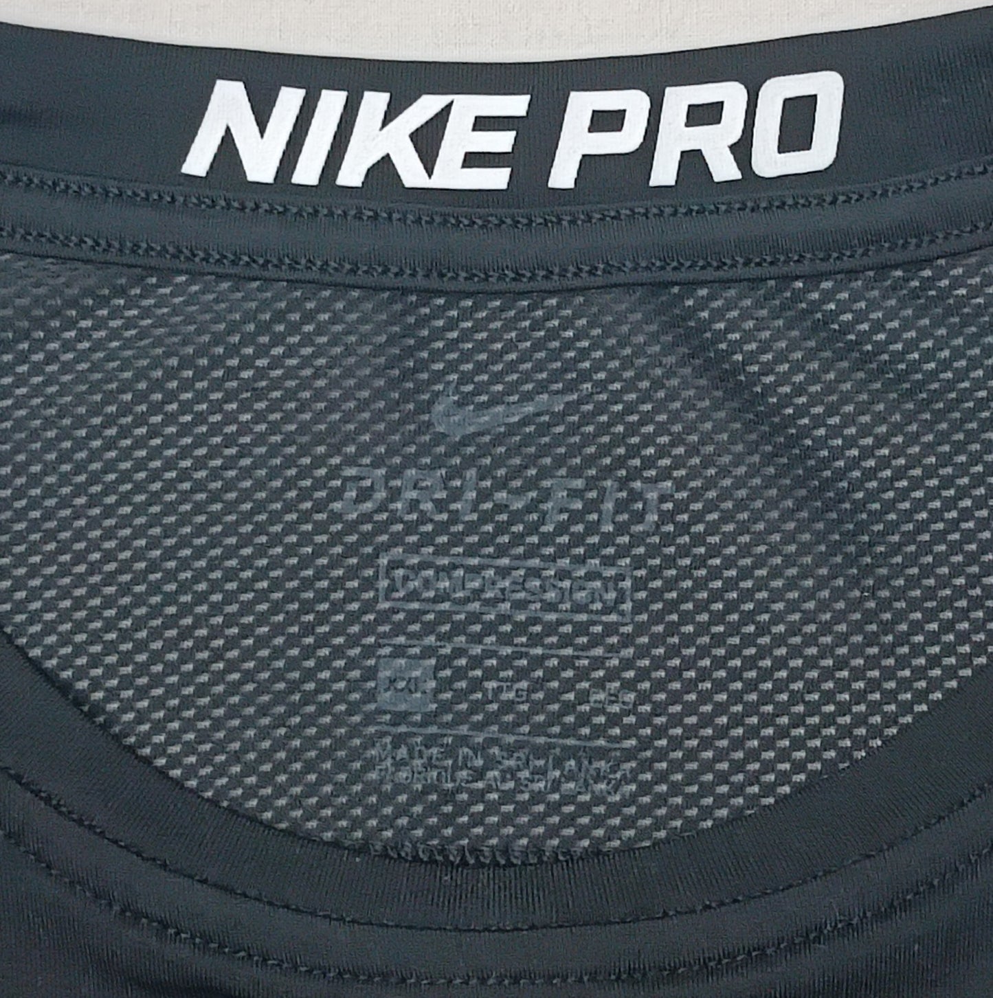 (2XL) Nike PRO DRI-FIT Compression Tee тениска
