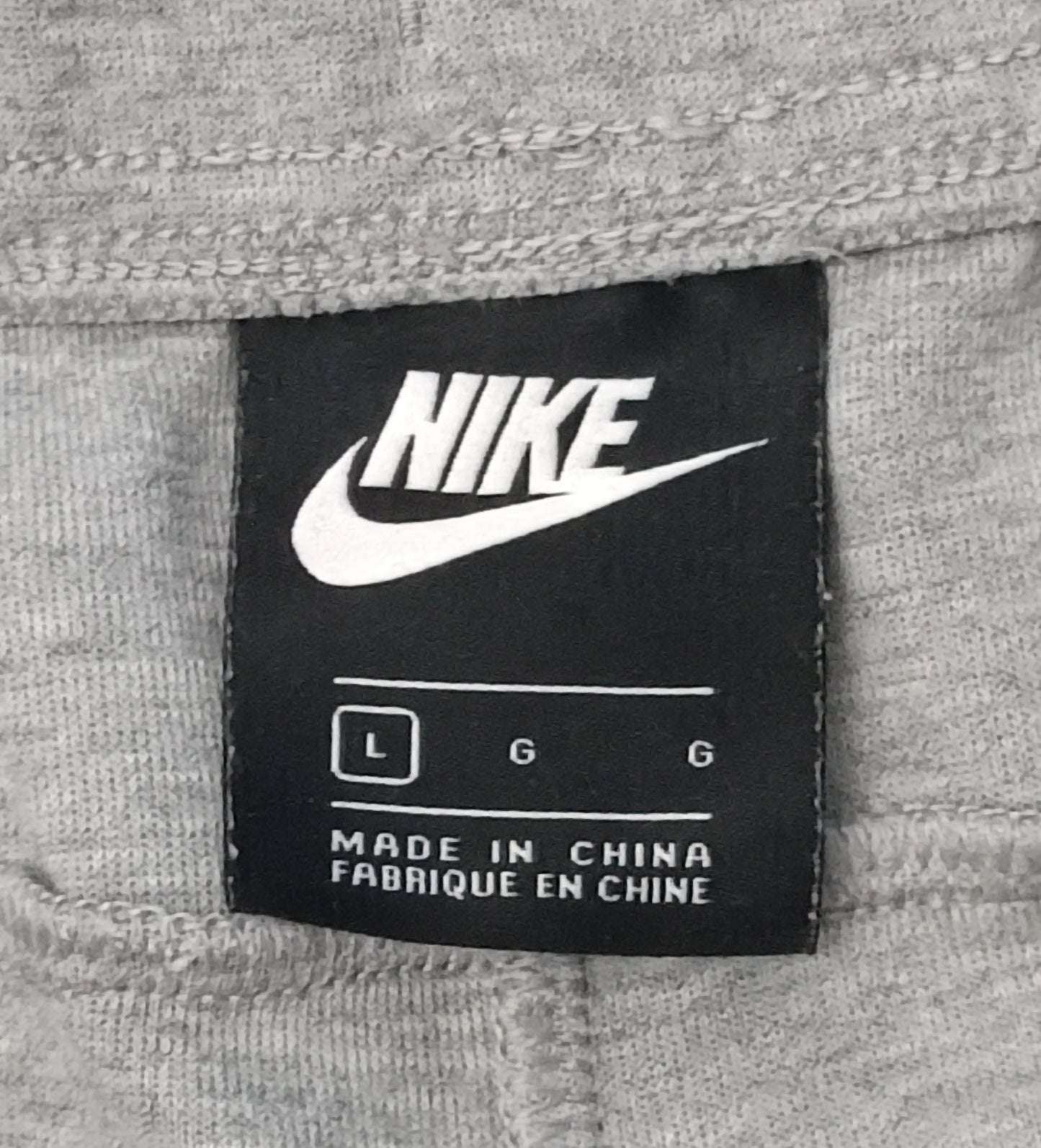 (L) Nike Tech Fleece Shorts шорти