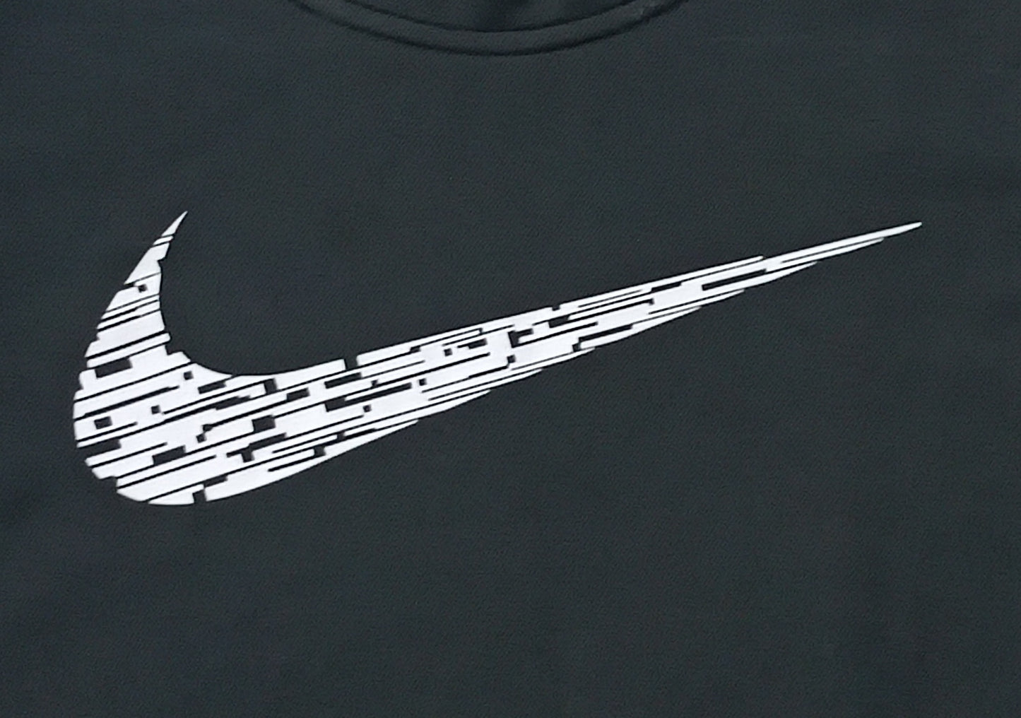 (ДЕТСКО) (Ръст 137-147см) Nike DRI-FIT Swoosh Tee тениска