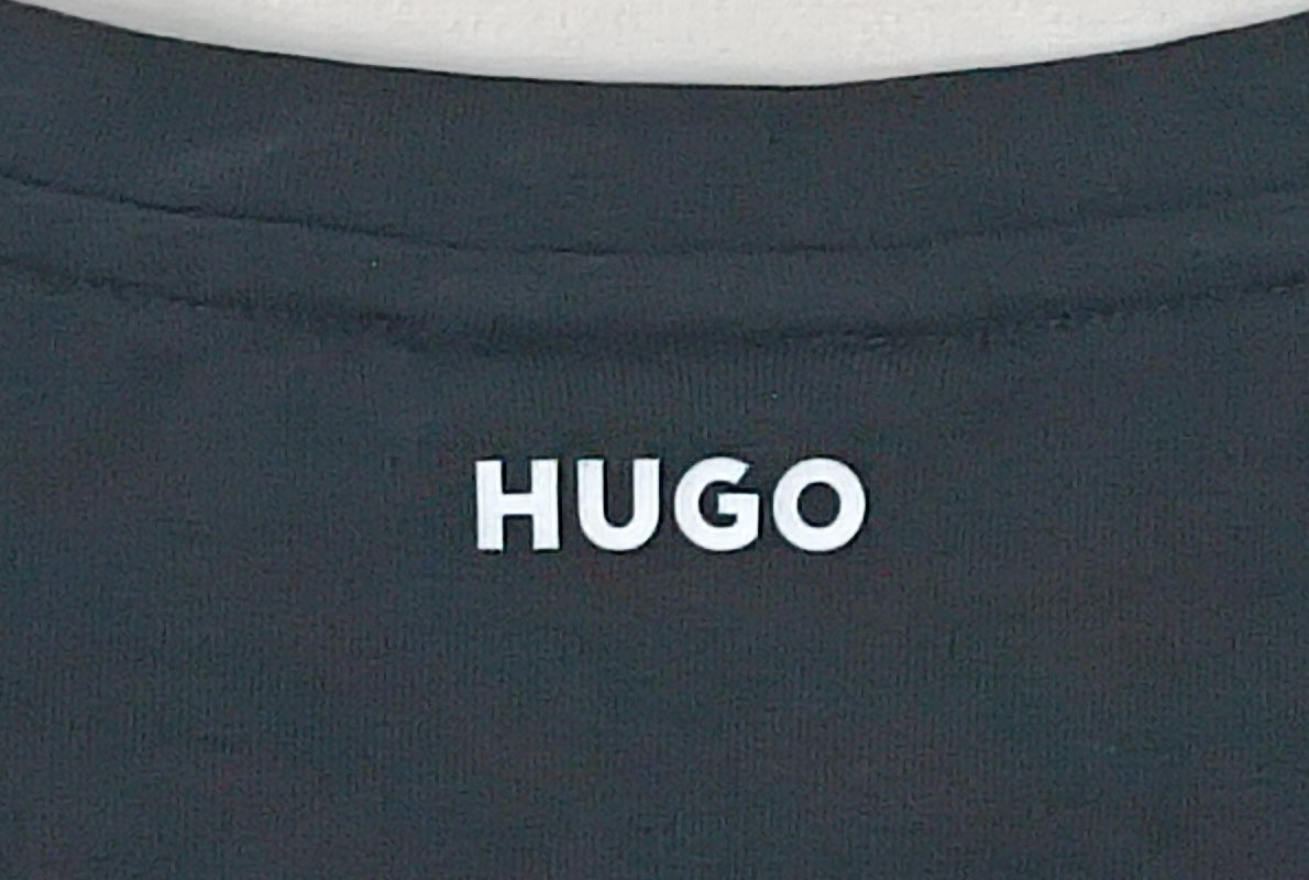 (M) Hugo Boss Shirt тениска