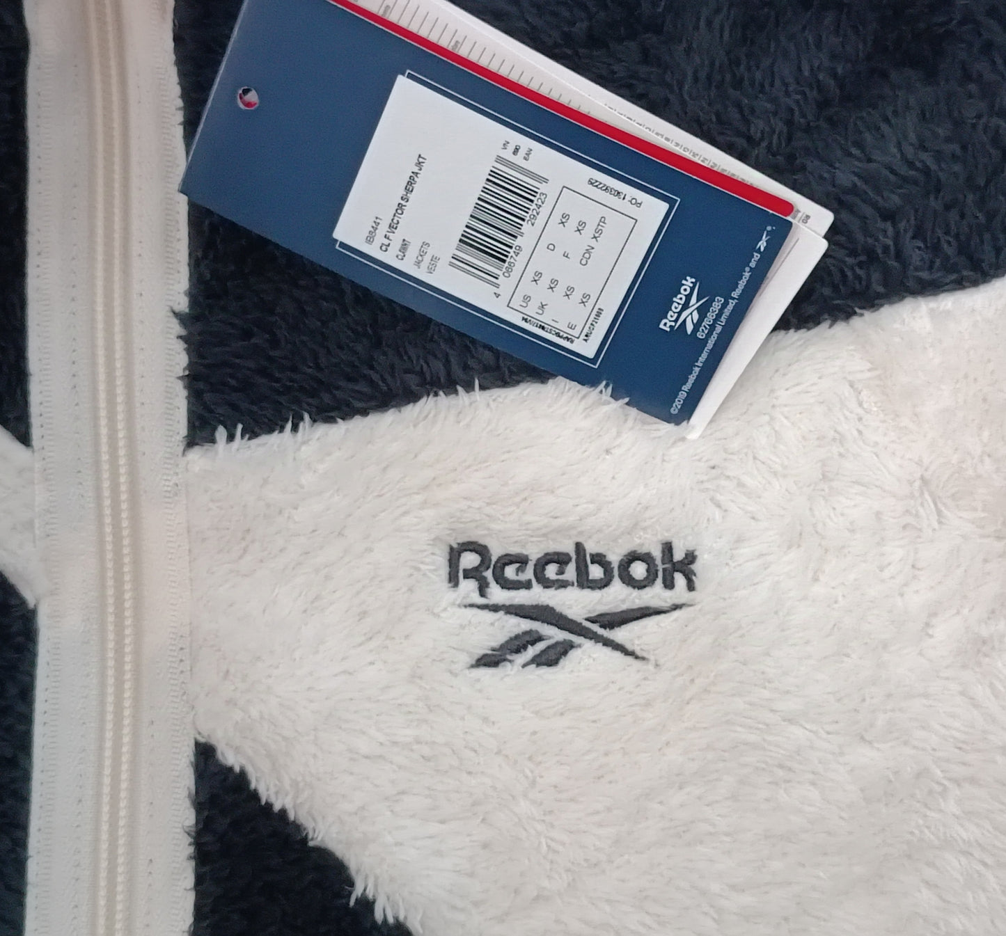 (XS) Reebok CL Vector Sherpa Jacket яке