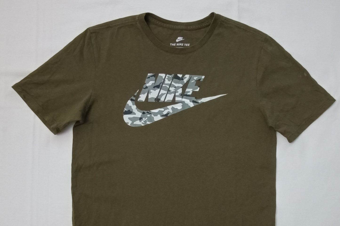 (M) Nike Sportswear Tee тениска