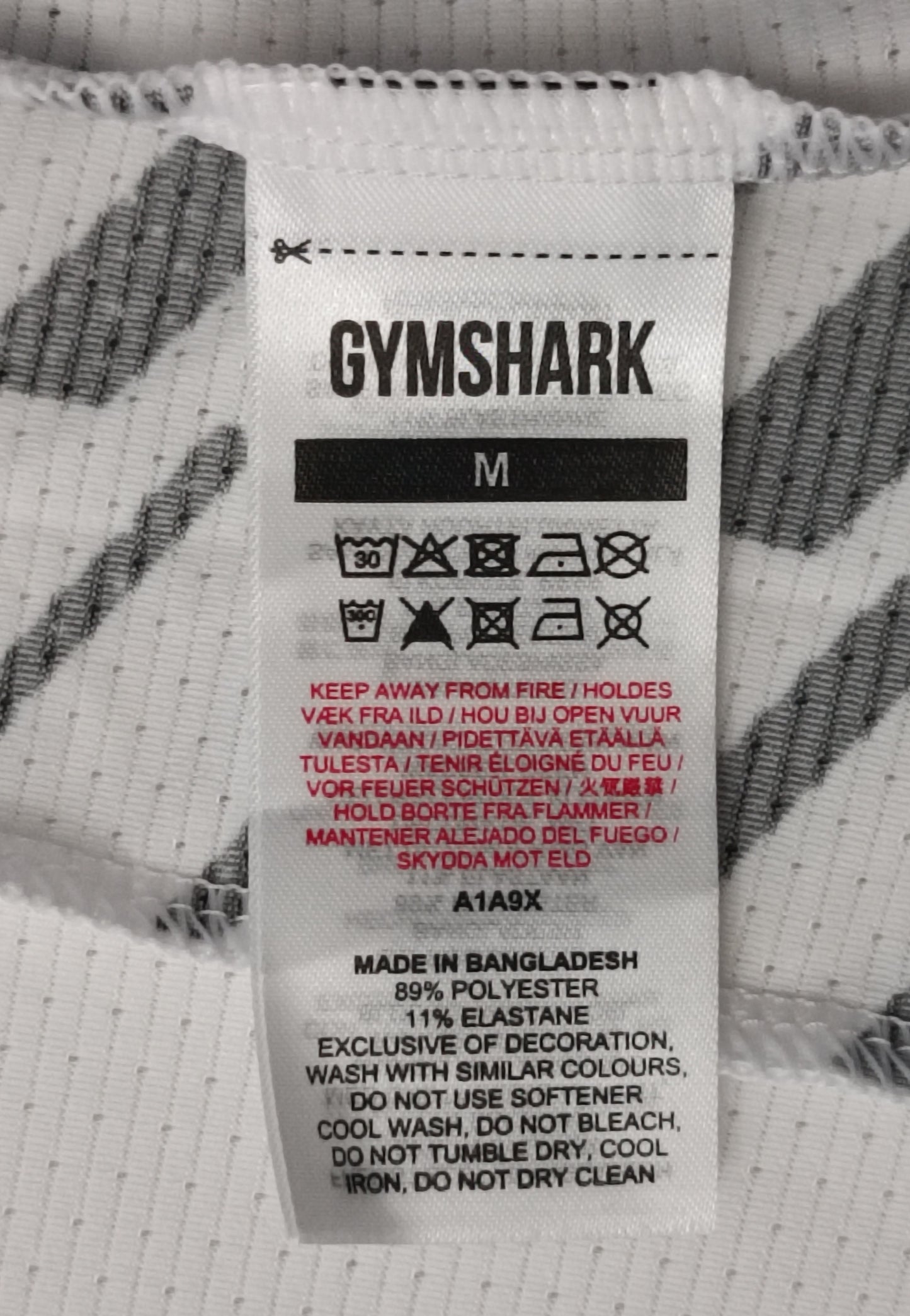 (M) Gymshark Sport Stripe Tee тениска