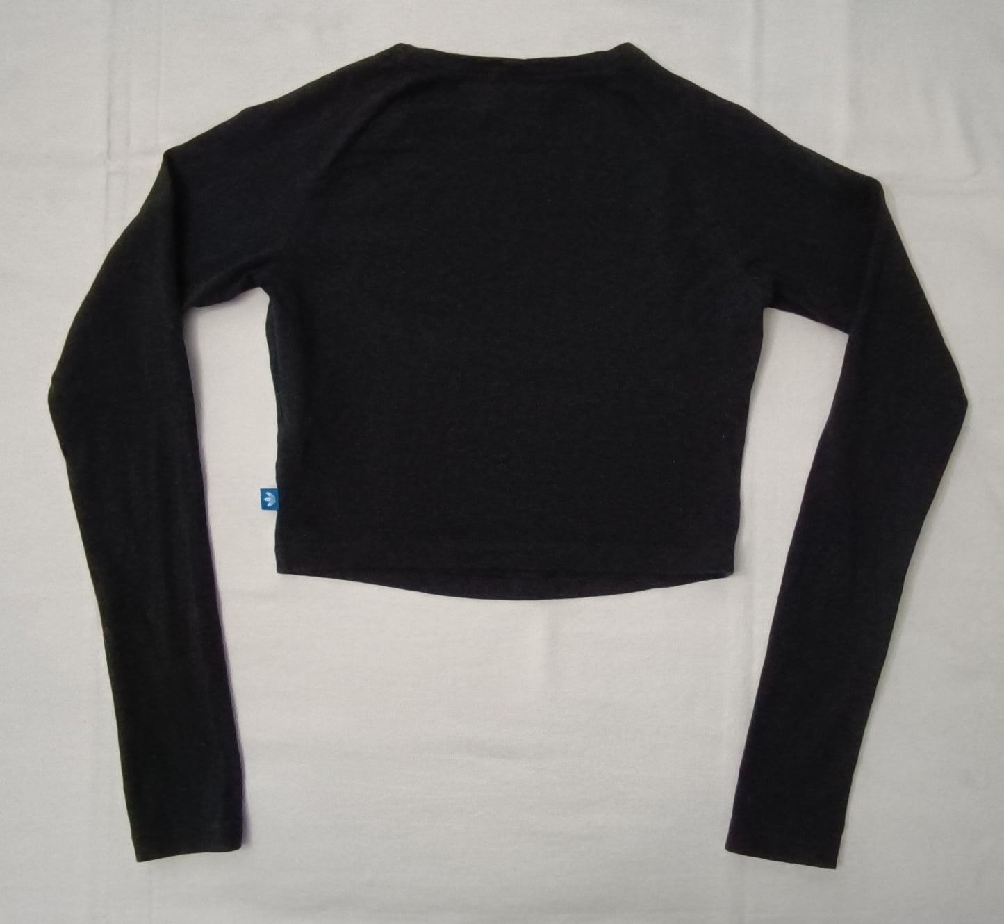 (ДАМСКО) (XS) Adidas Originals Trefoil Cropped Long Sleeve блуза