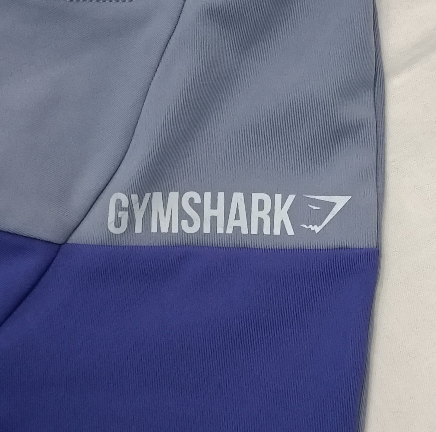 (ДАМСКО) (XS) Gymshark Assymetric Crop Top тениска