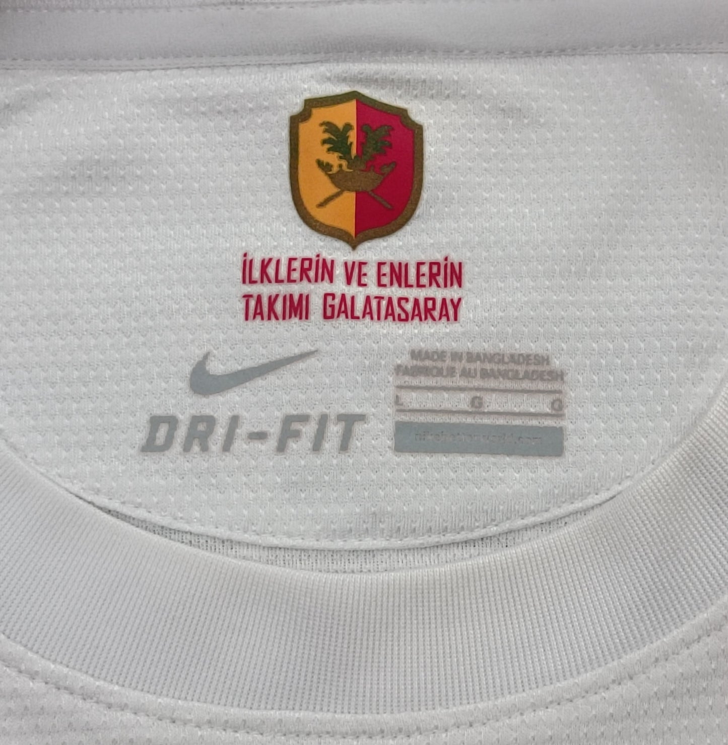 (L) Nike DRI-FIT Galatasaray 2012/13 Printed Signatures Away Jersey тениска