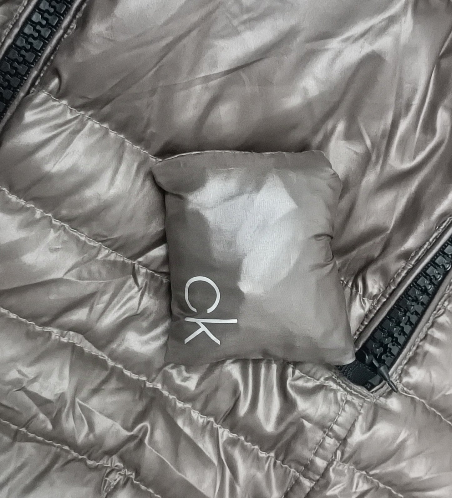 (ДАМСКО) (L) Calvin Klein Down Puffer Jacket пухено яке