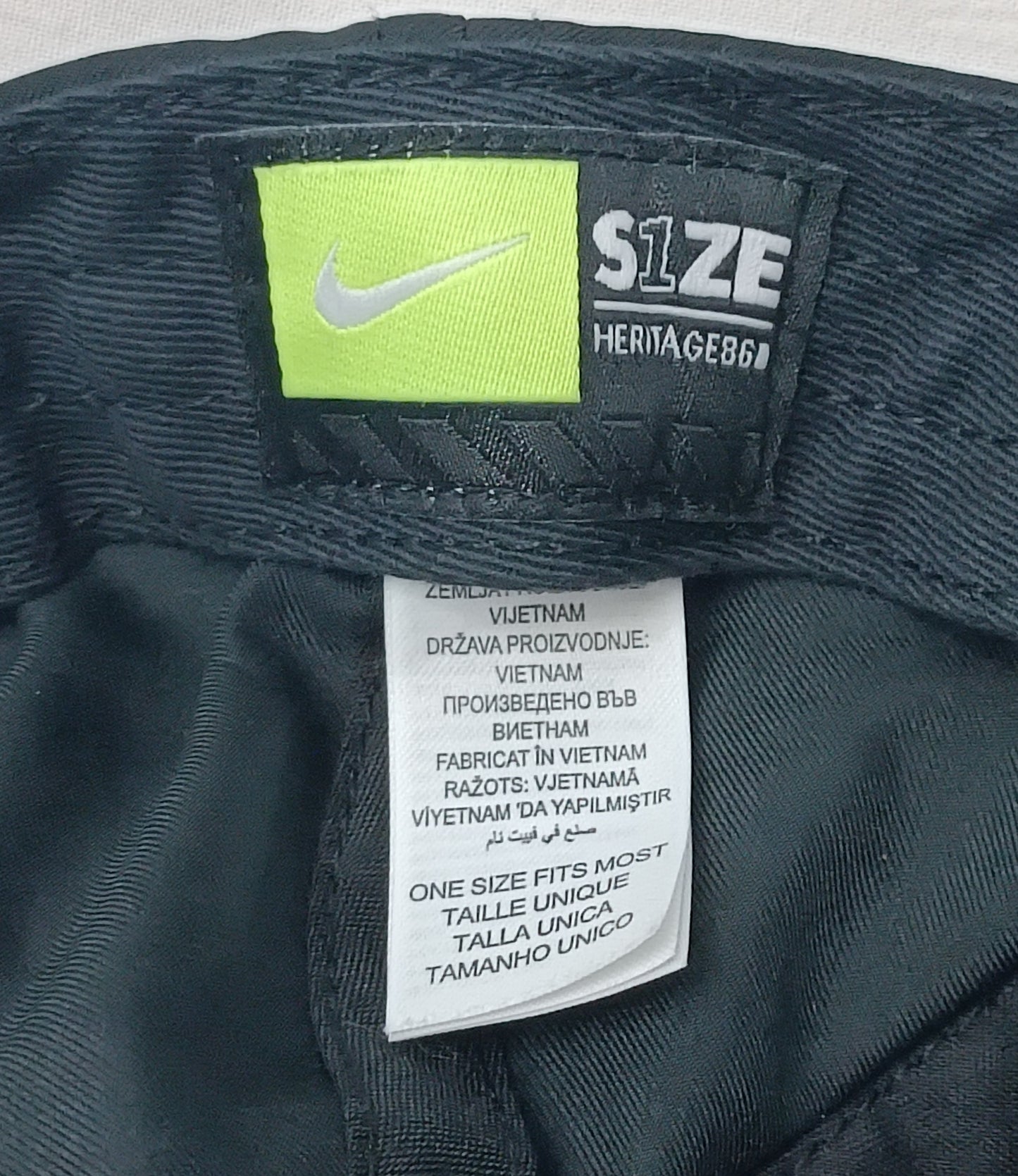 Nike Metal Swoosh Cap шапка