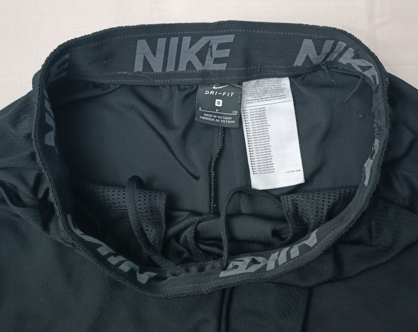 (S) Nike DRI-FIT Shorts шорти