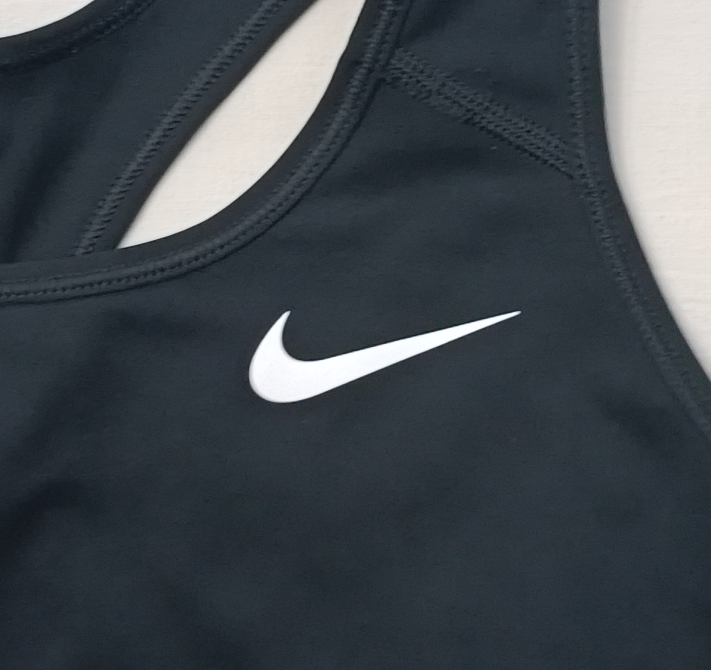 (ДАМСКО) (L) Nike DRI-FIT Bra бюстие