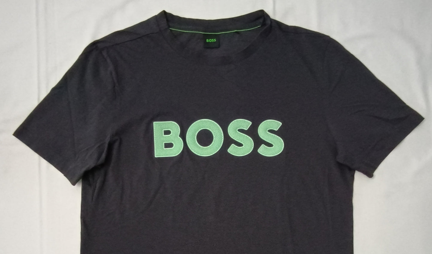 (L) Hugo Boss Shirt тениска