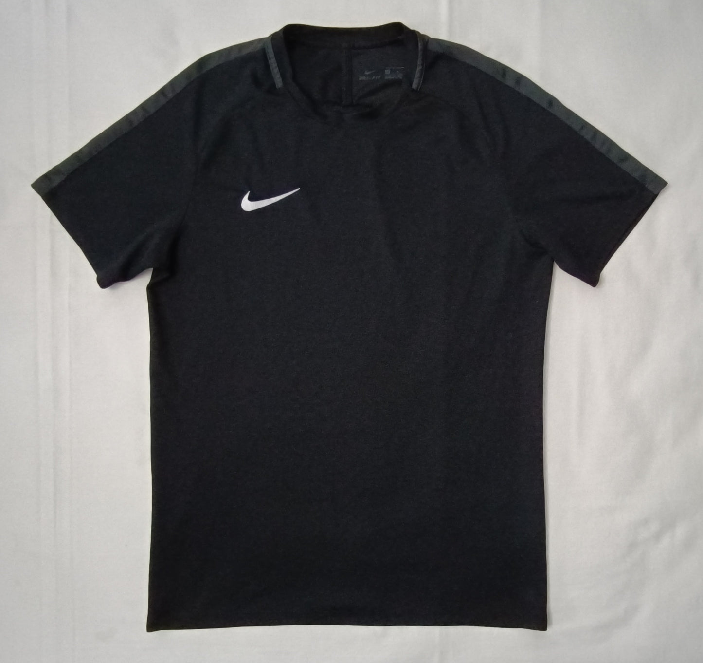 (M) Nike DRI-FIT Tee тениска