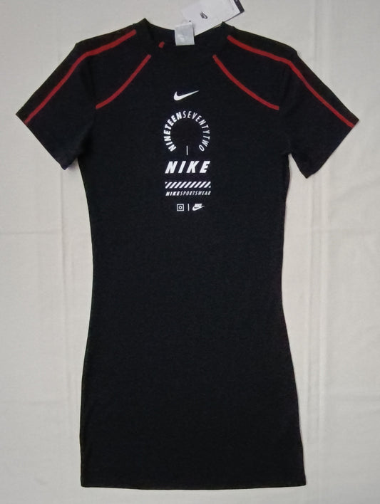 (ДАМСКО) (S) Nike Sportswear Dress рокля