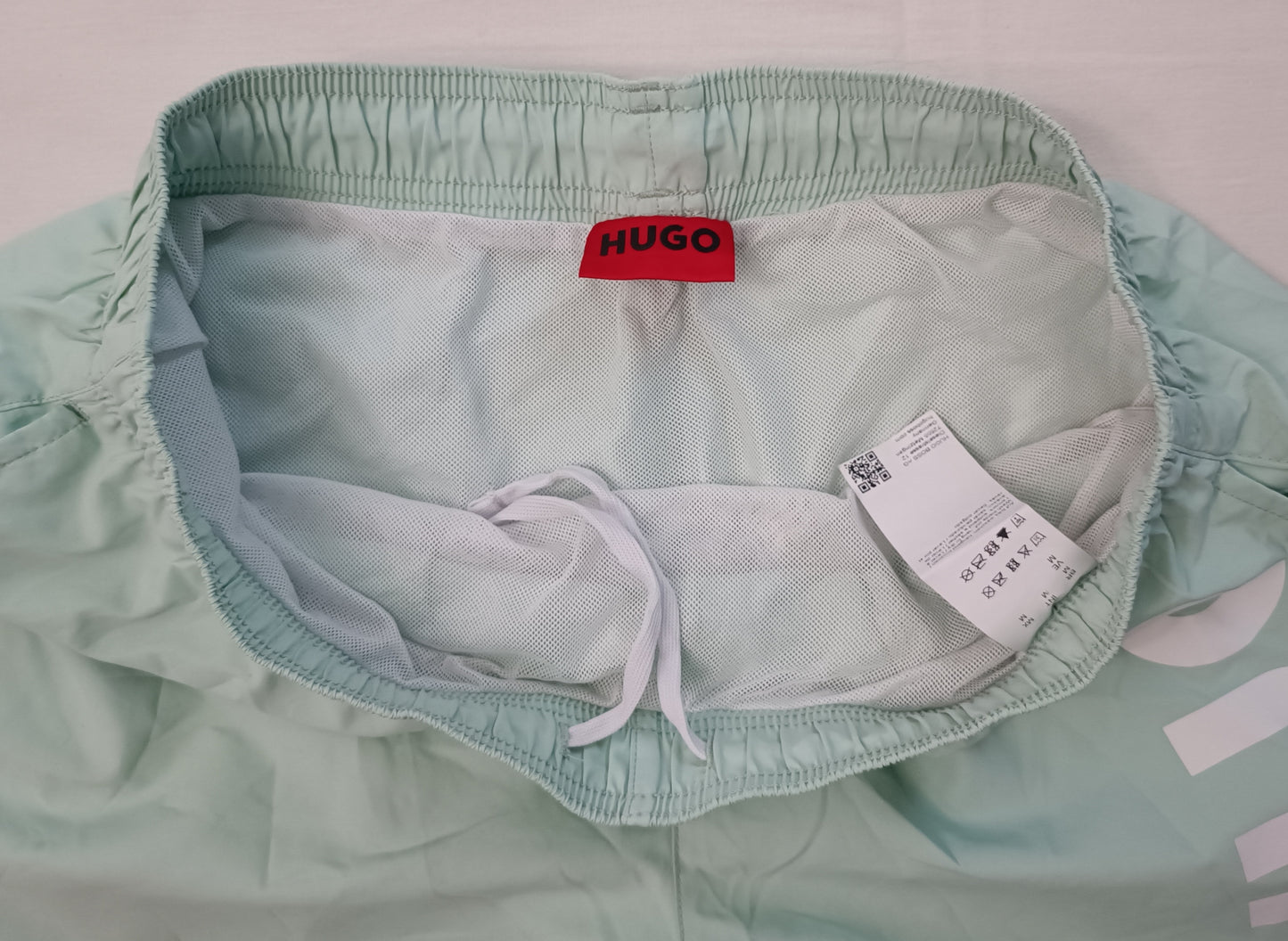 (M) Hugo Boss Shorts шорти, бански