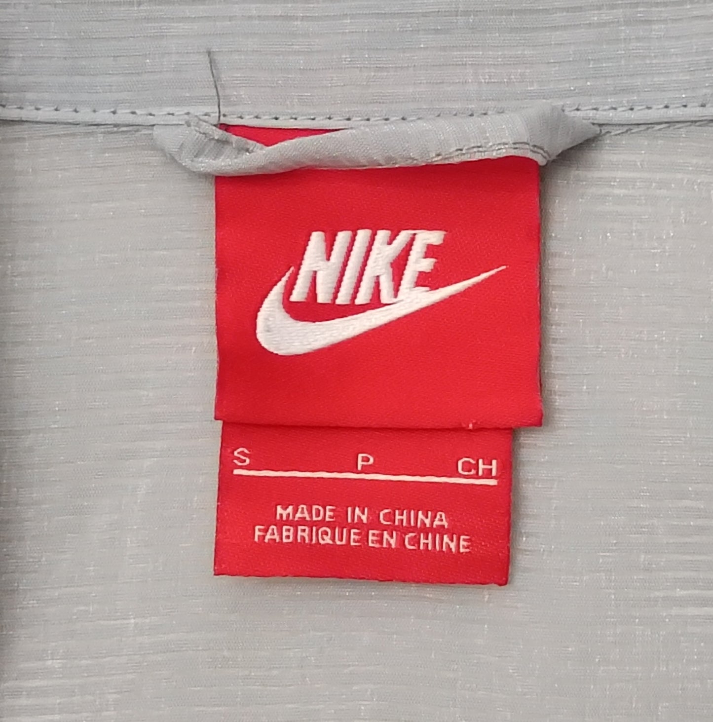(ДАМСКО) (S) Nike Tech Fleece Windbreaker Jacket яке