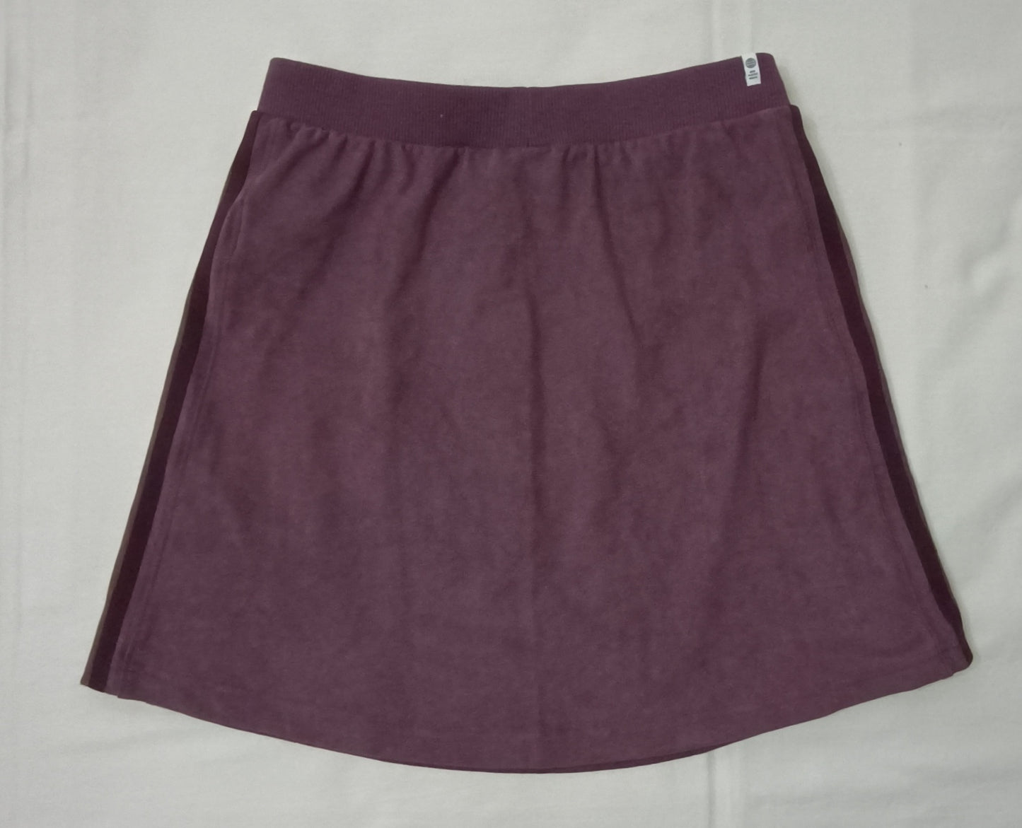 (ДАМСКО) (S) Adidas Originals Suede Skirt пола