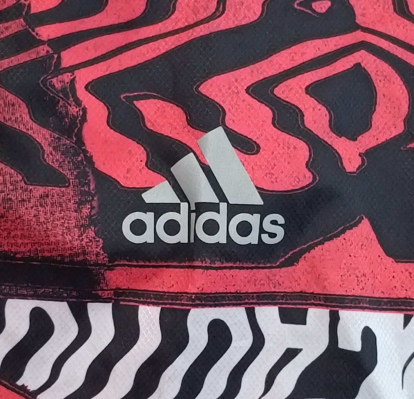 (L) Adidas Own The Run Jacket яке