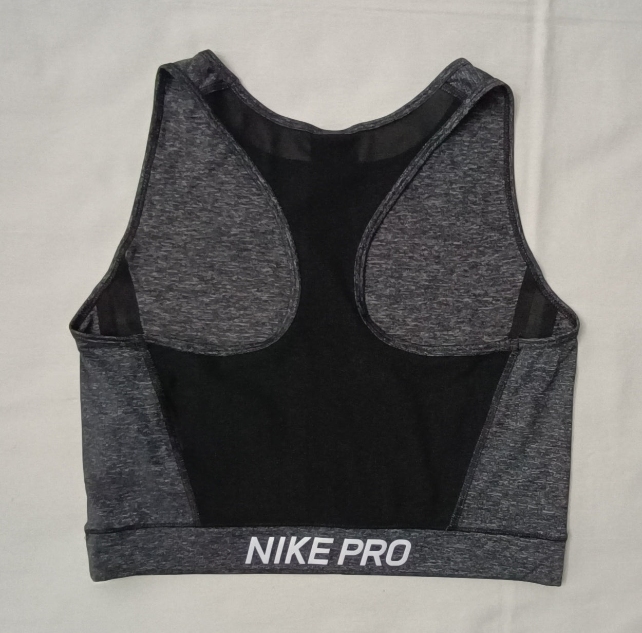 (ДАМСКО) (M) Nike PRO Hypercool Cropped Tank Top потник