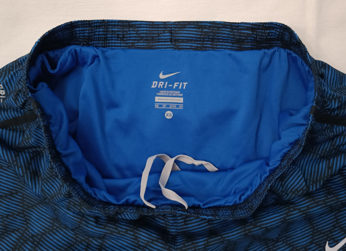 (ДАМСКО) (XS) Nike DRI-FIT Shorts шорти