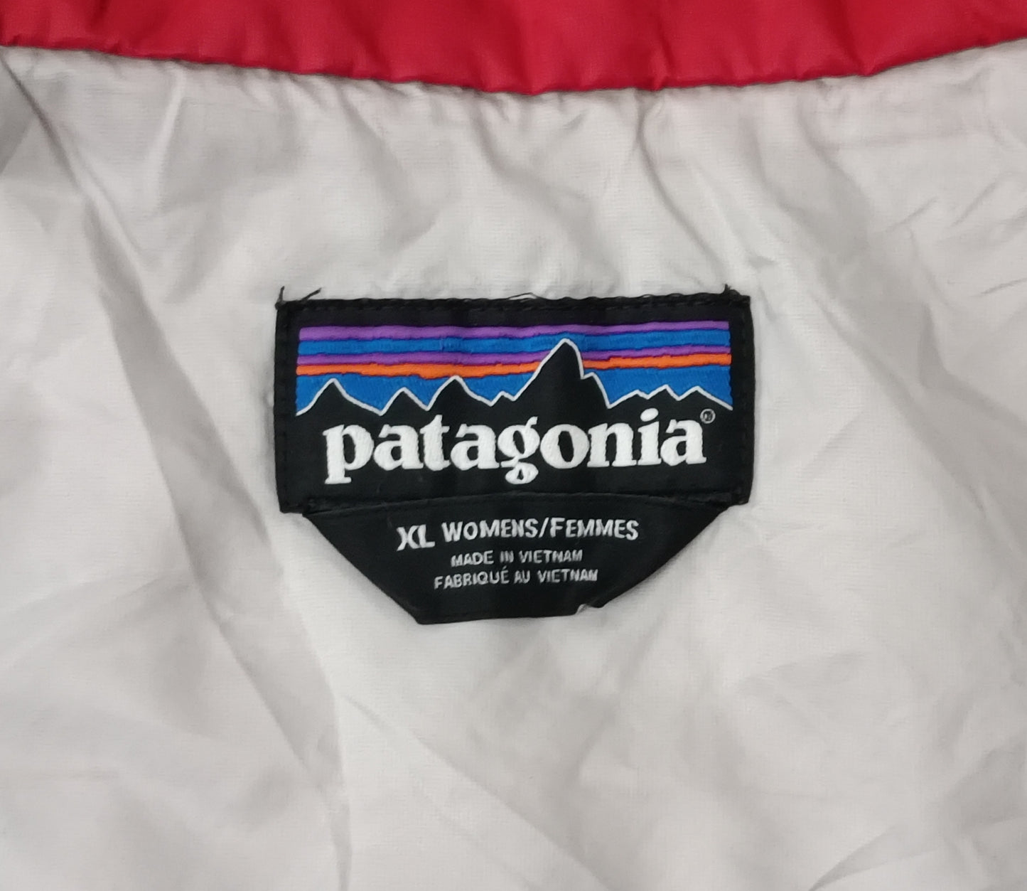 (ДАМСКО) (XL) Patagonia PrimaLoft Jacket яке