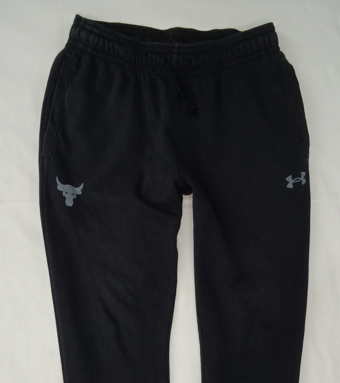 (ДАМСКО) (M) Under Armour UA x The Rock Project Sweatpants долнище