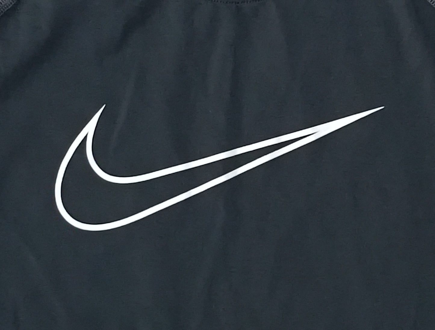 (ДЕТСКО) (Ръст 137-147см) Nike PRO DRI-FIT Fitted Tee тениска