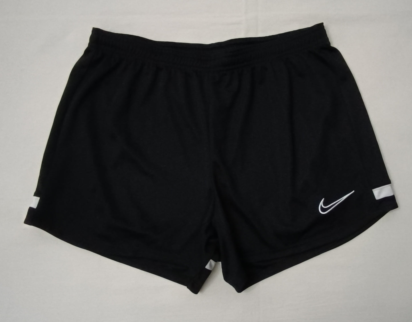 (ДАМСКО) (L) Nike DRI-FIT Shorts шорти