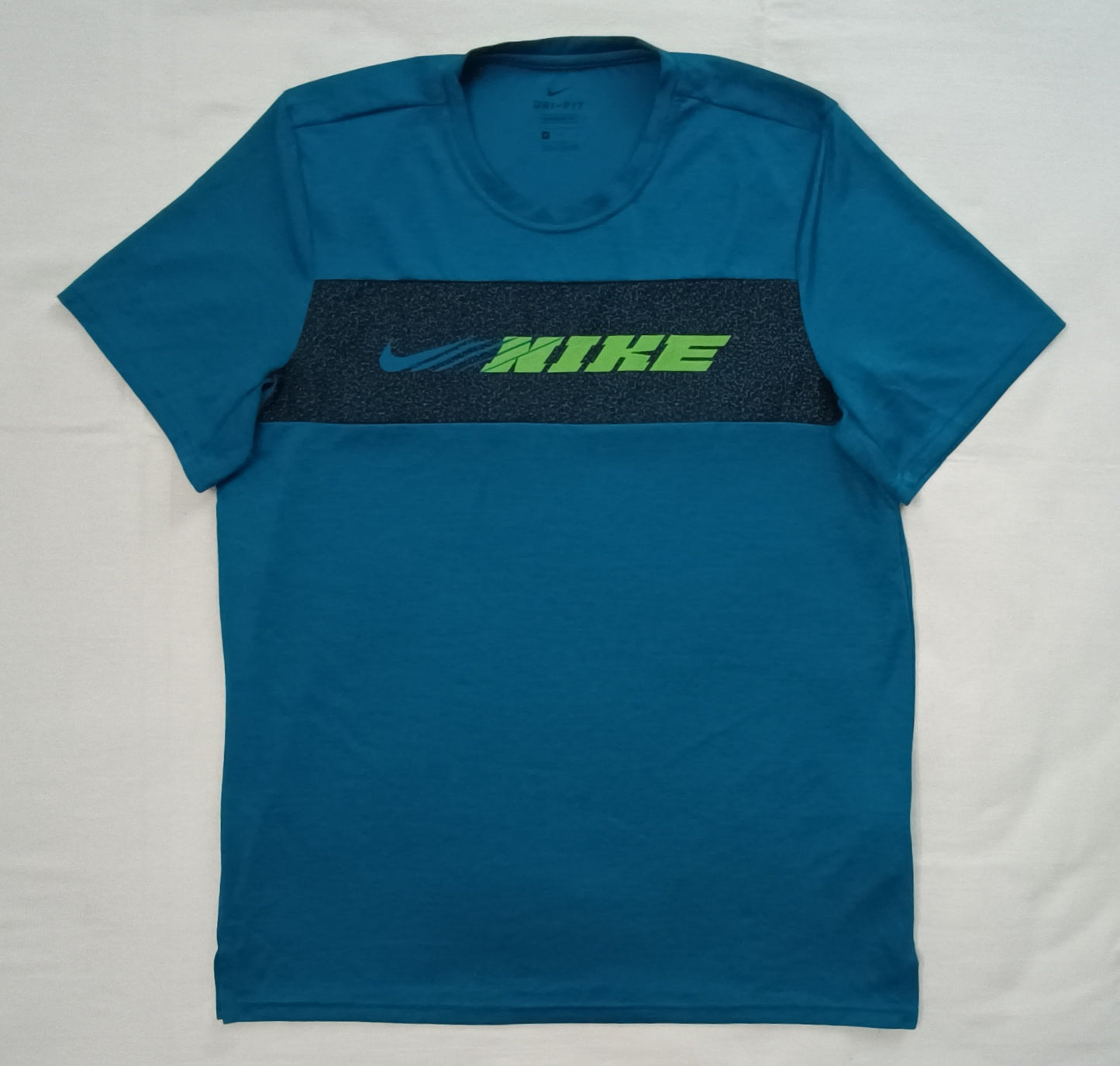 (M) Nike DRI-FIT Tee тениска