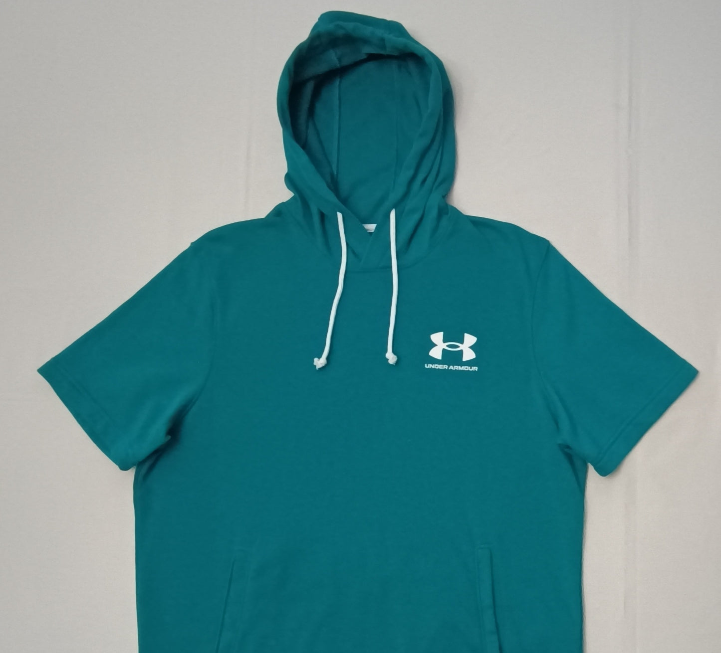 (M) Under Armour UA Short Sleeve Hoodie горнище