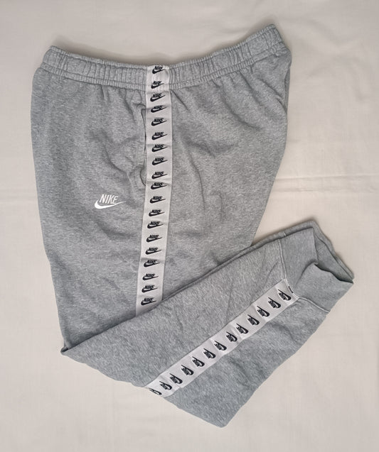 (L) Nike Sportswear Repeat Fleece Sweatpants долнище