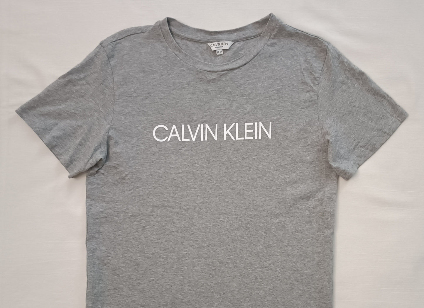 (ДЕТСКО) (Ръст 147-158см) Calvin Klein Tee тениска