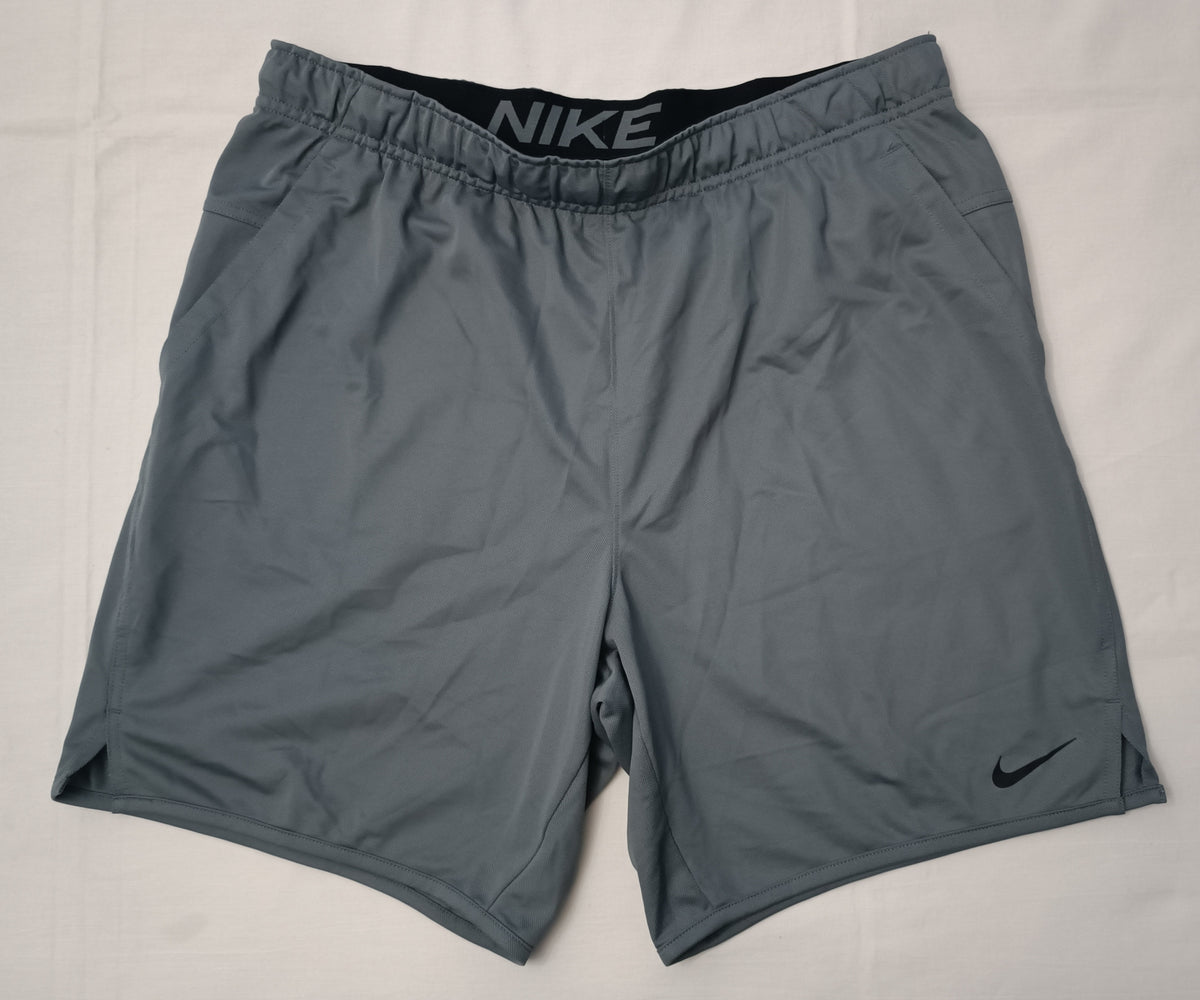 (L) Nike DRI-FIT Totality Shorts шорти