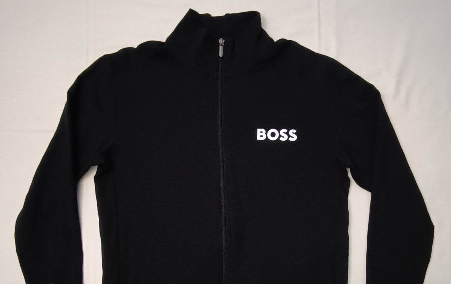 (M) Hugo Boss Sweatshirt горнище