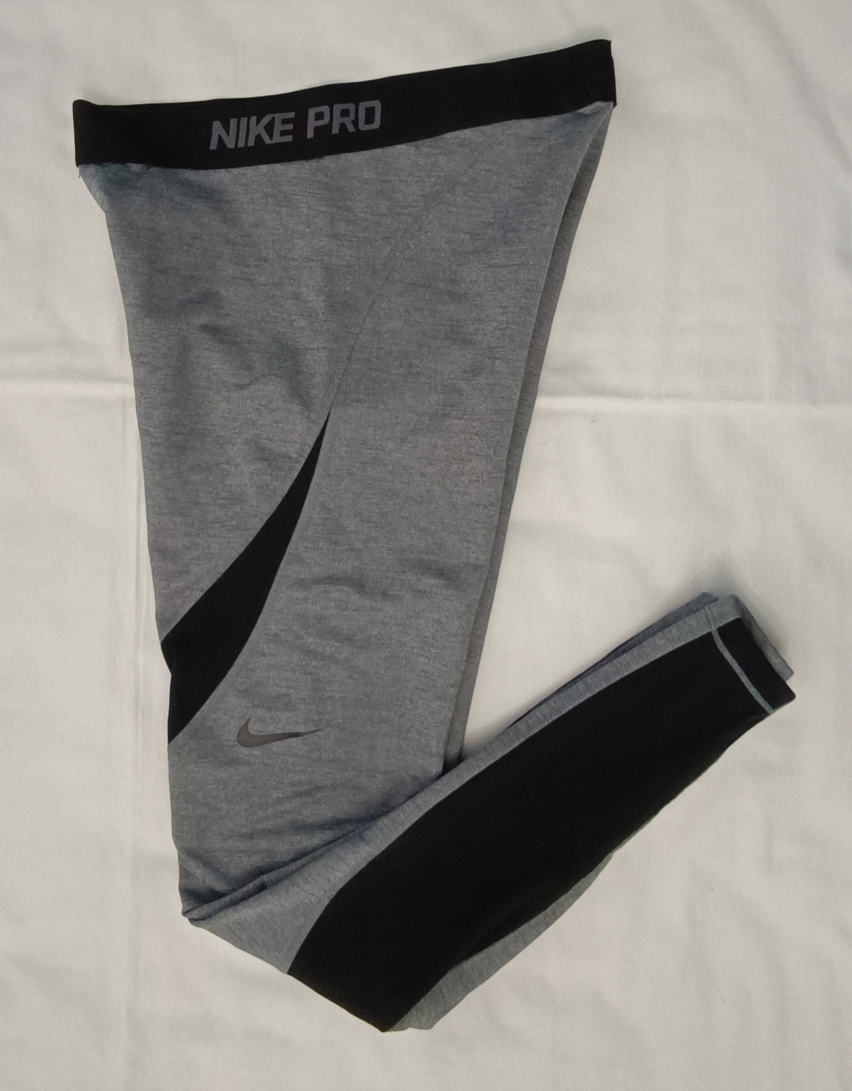 (ДАМСКО) (M) Nike PRO Hyperwarm Tights клин