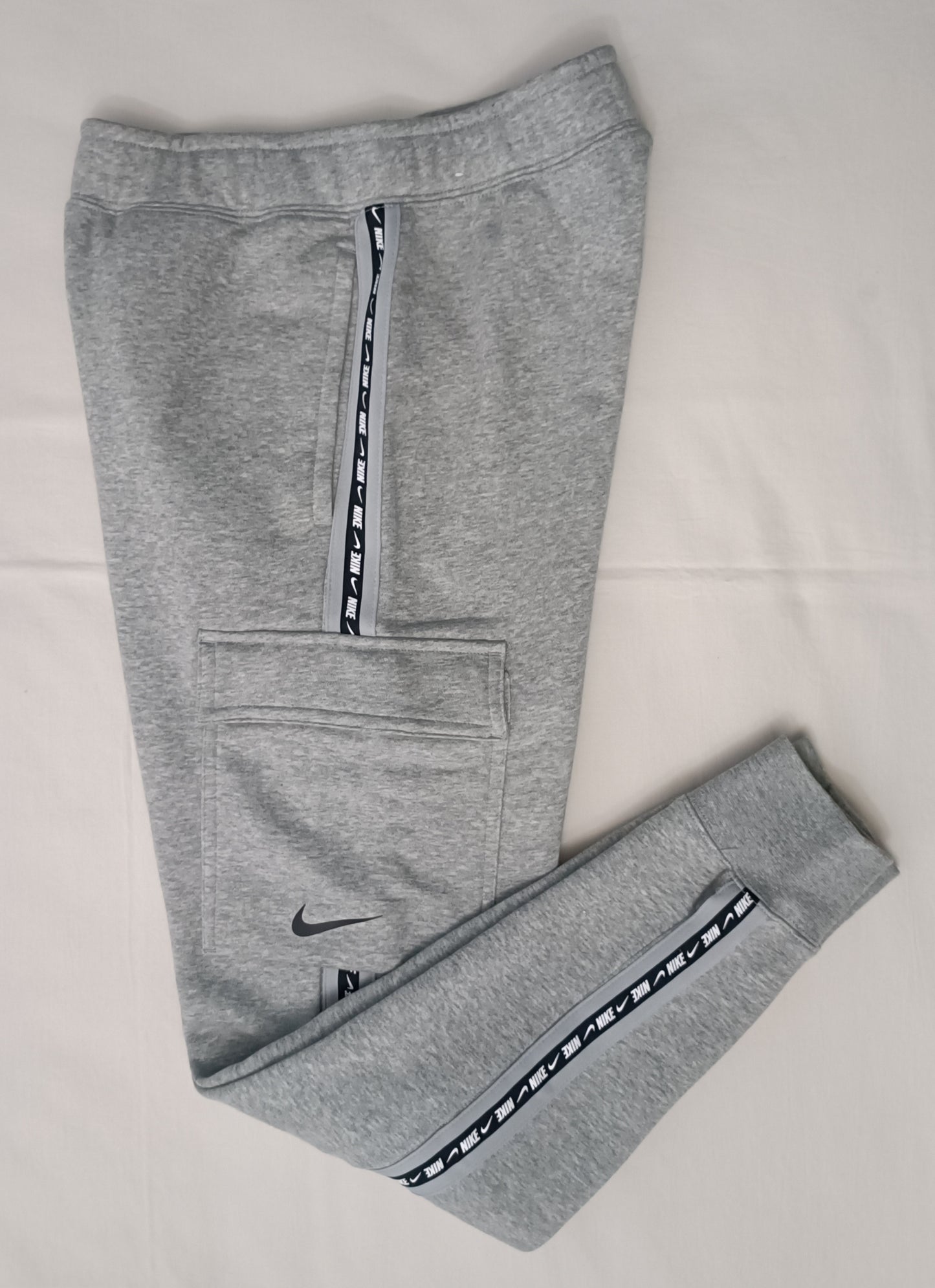 (XS) Nike Sportswear Repeat Fleece Sweatpants долнище