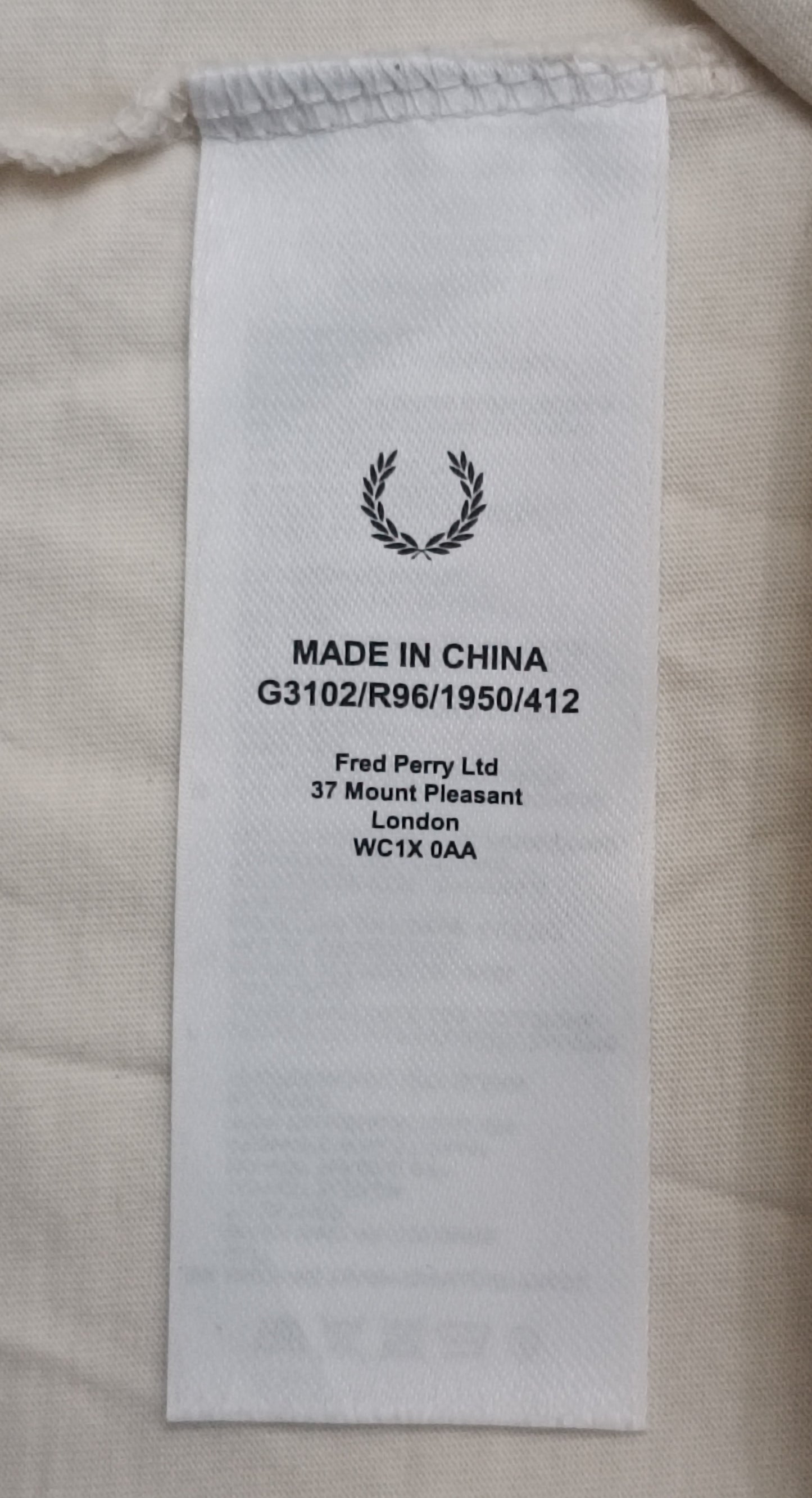 (M) Fred Perry Shirt тениска