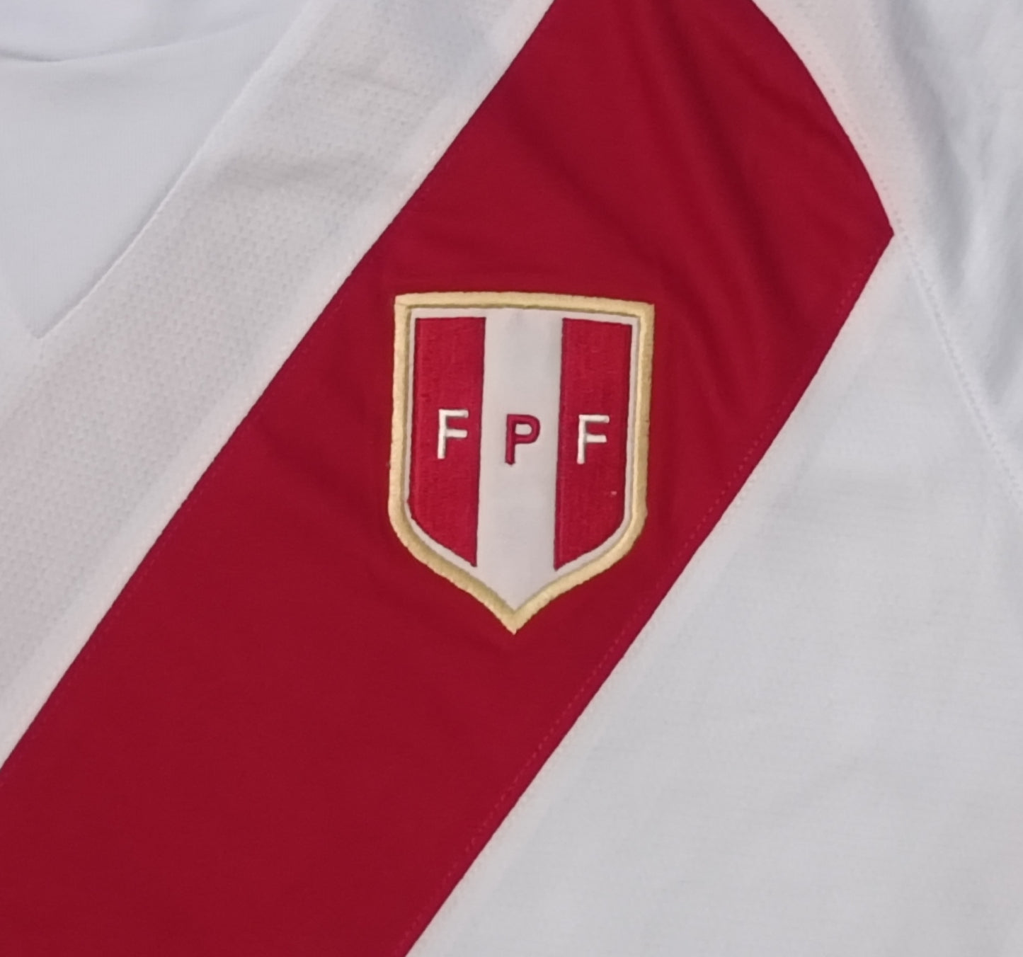 (L) Umbro FPF Peru #10 Farfan Home Jersey тениска