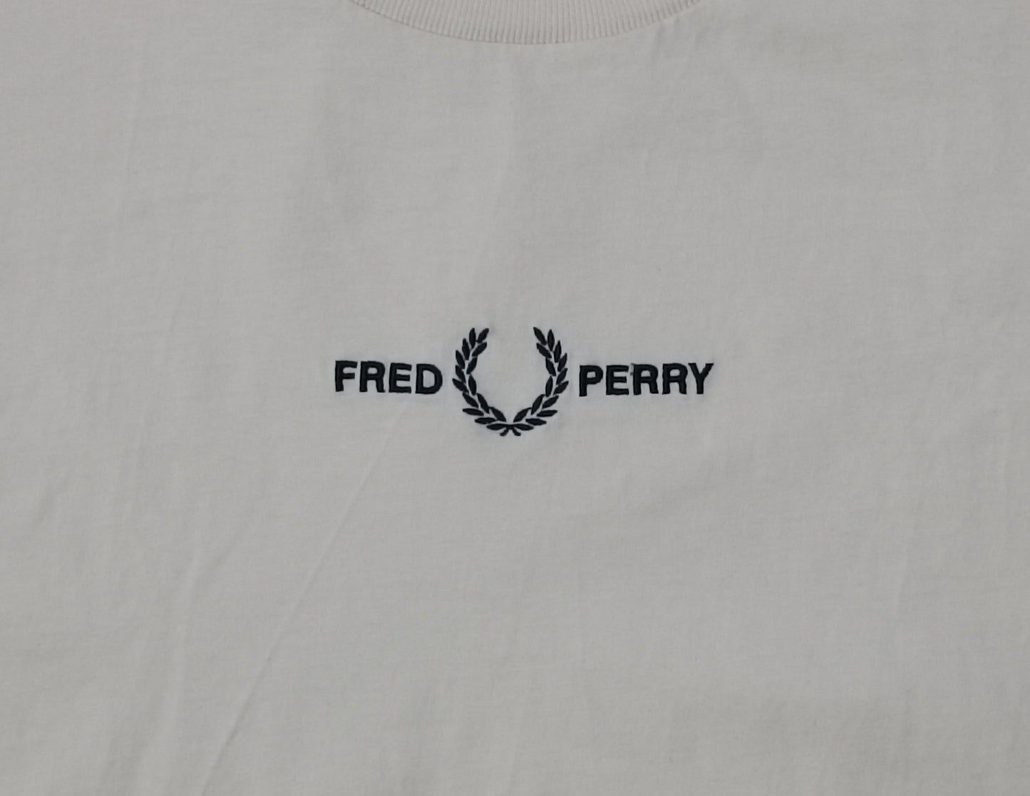 (M) Fred Perry Shirt тениска