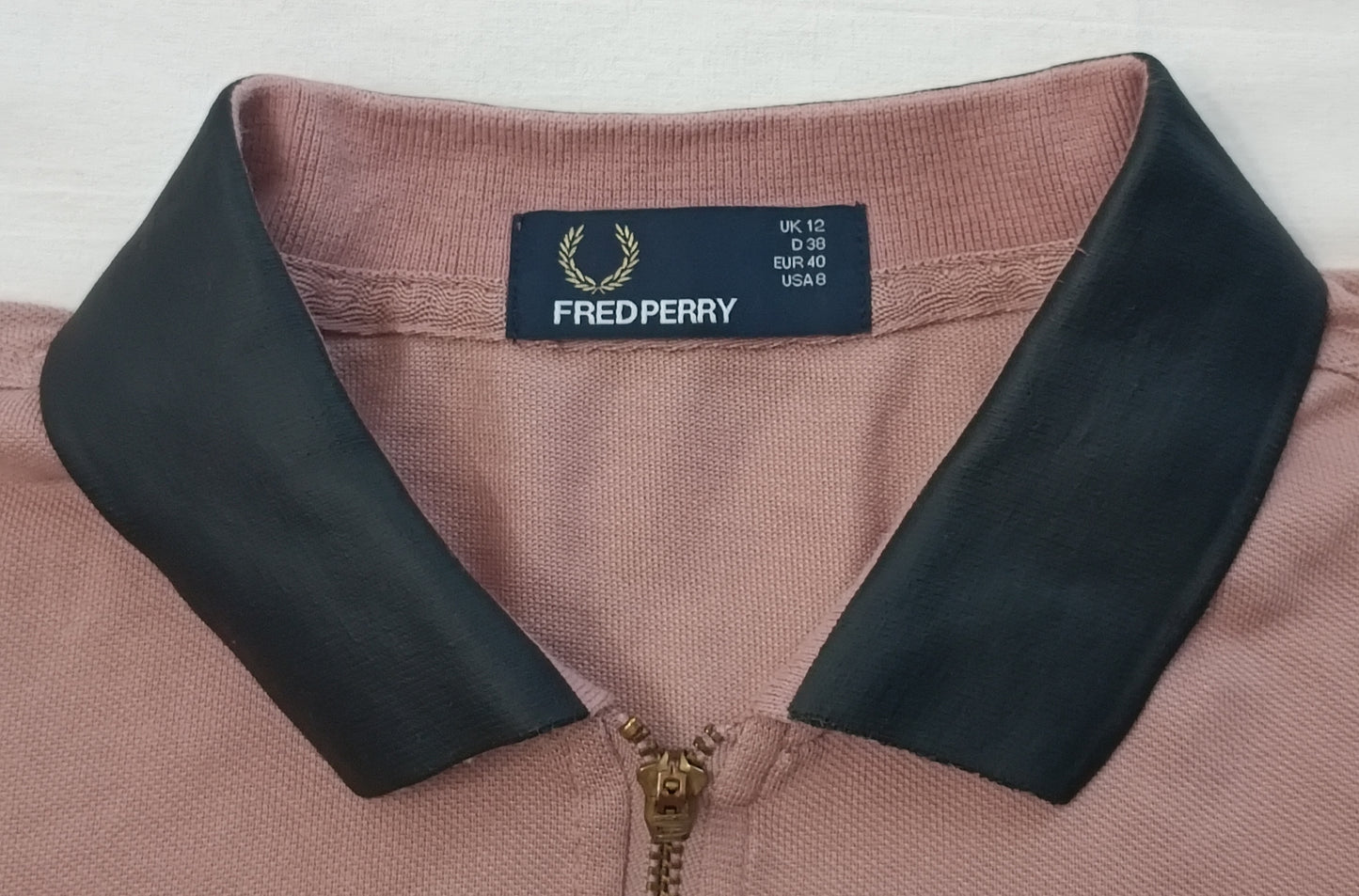 (ДАМСКО) (M) Fred Perry Polo Shirt тениска