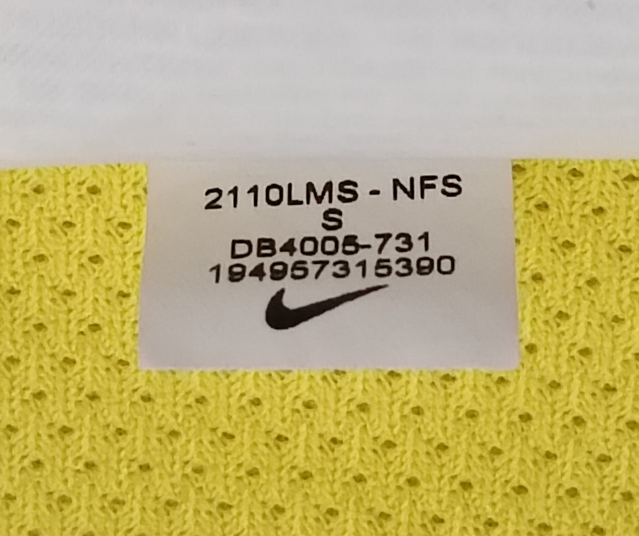 (S) Nike DRI-FIT Breathe Tee тениска