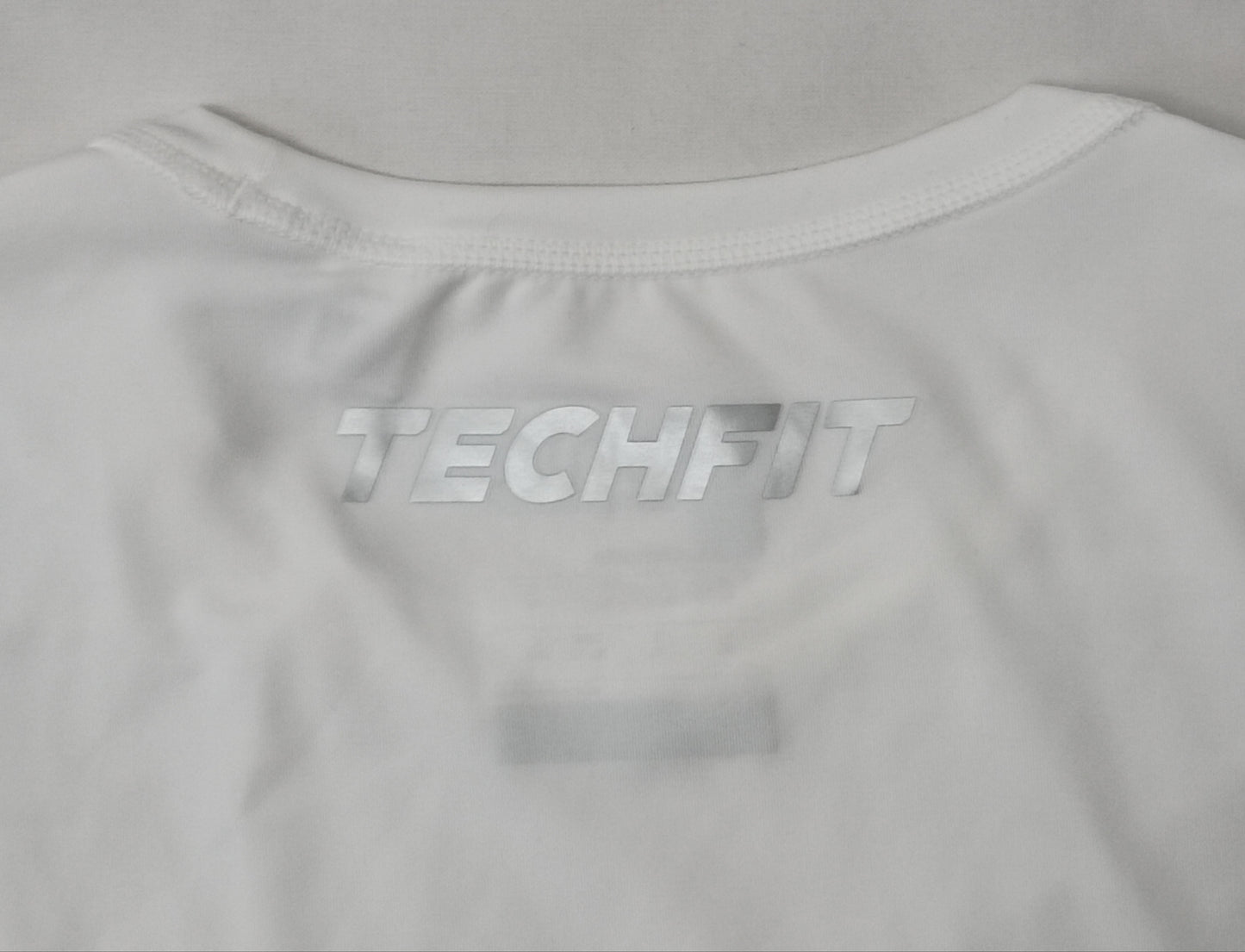 (XL) Adidas Techfit Compression потник