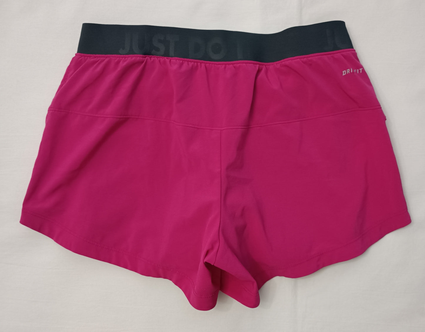 (ДАМСКО) (S) Nike DRI-FIT 2in1 Shorts шорти с клин 2в1