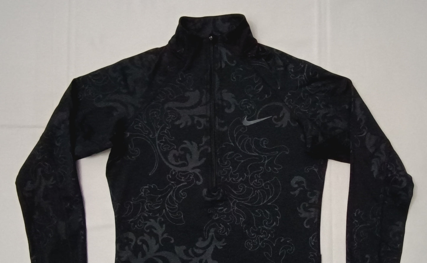 (ДАМСКО) (XS) Nike PRO DRI-FIT Sweatshirt горнище