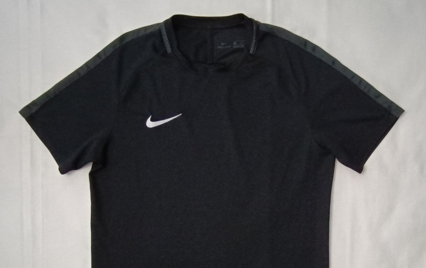 (M) Nike DRI-FIT Tee тениска