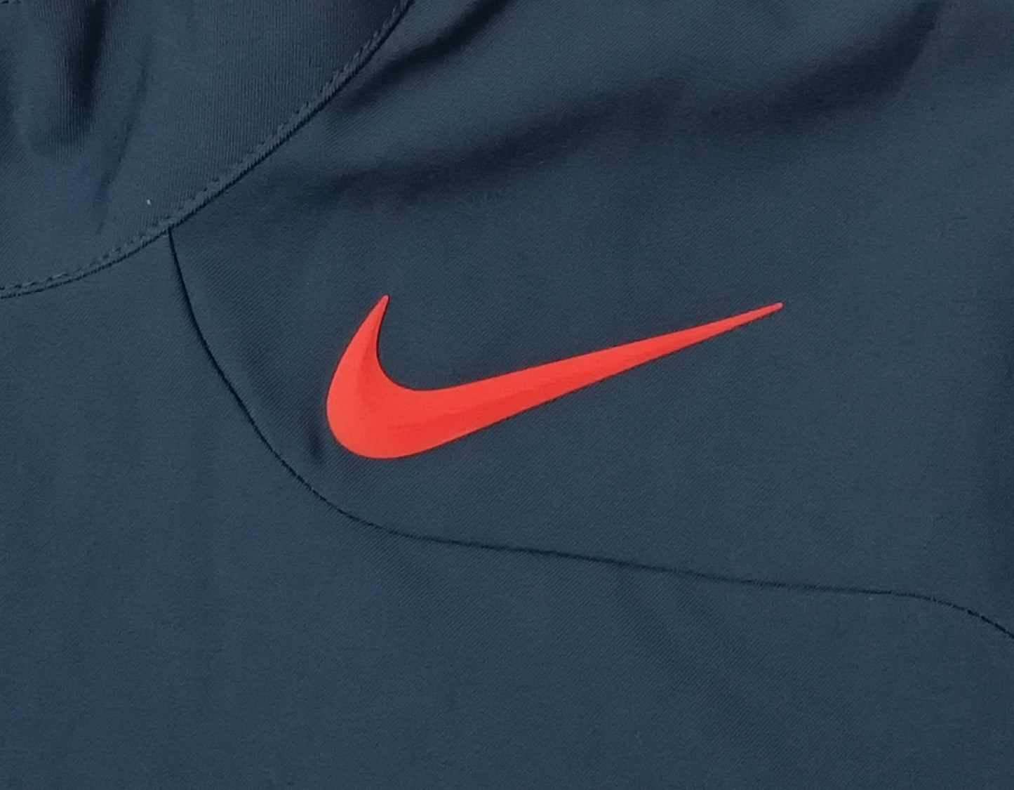 (S) Nike PRO DRI-FIT Training Sweatshirt горнище