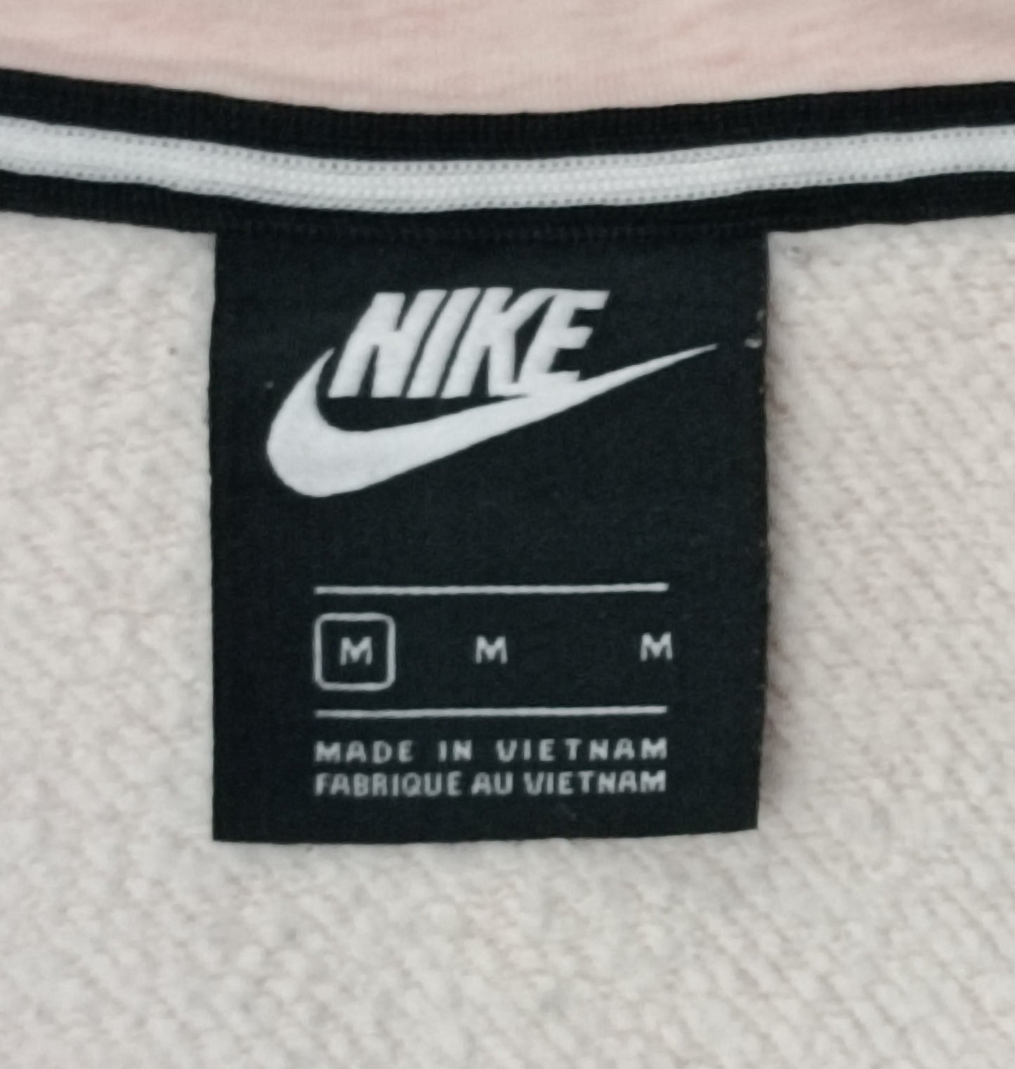 (ДАМСКО) (M) Nike Sportswear Fleece Hoodie горнище